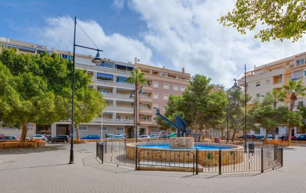 Apartamento - Venta - Playa del cura - Torrevieja