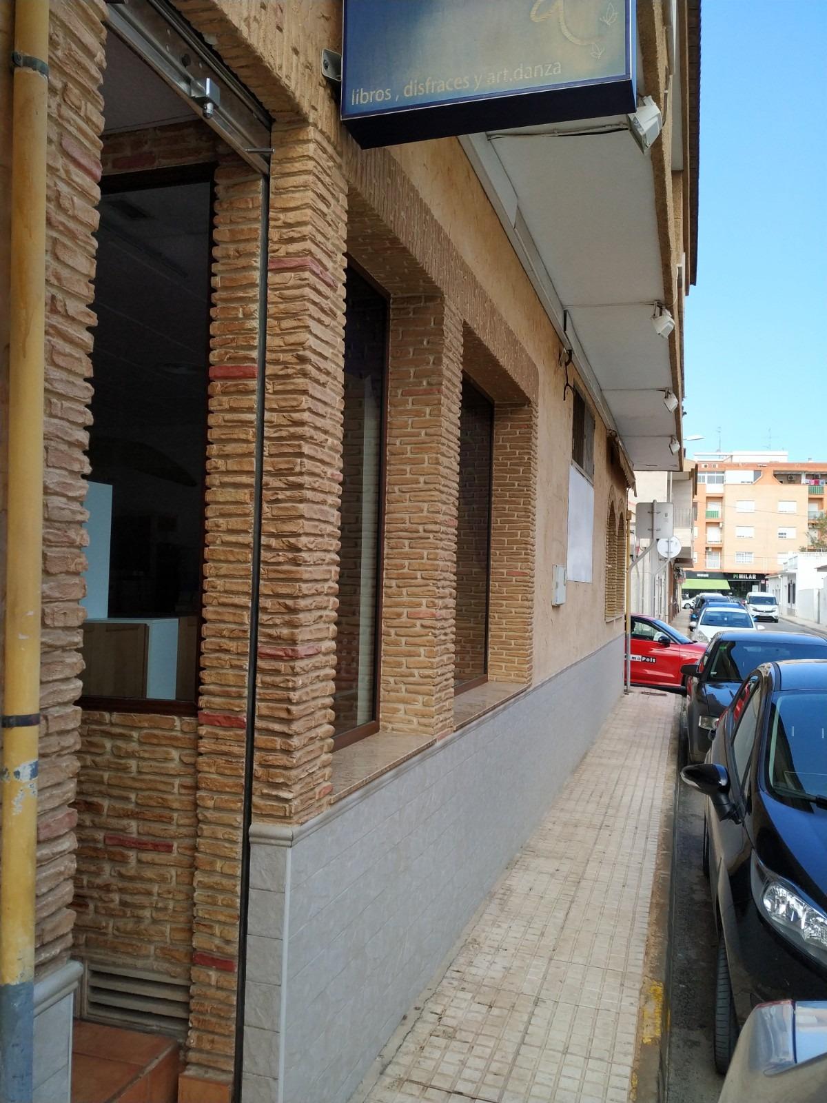 Local comercial en Pilar de la Horadada