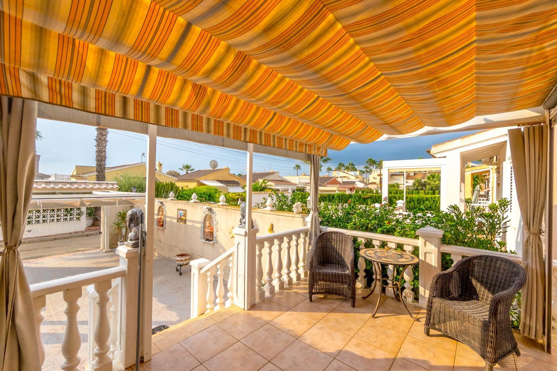 Villa en Orihuela Costa