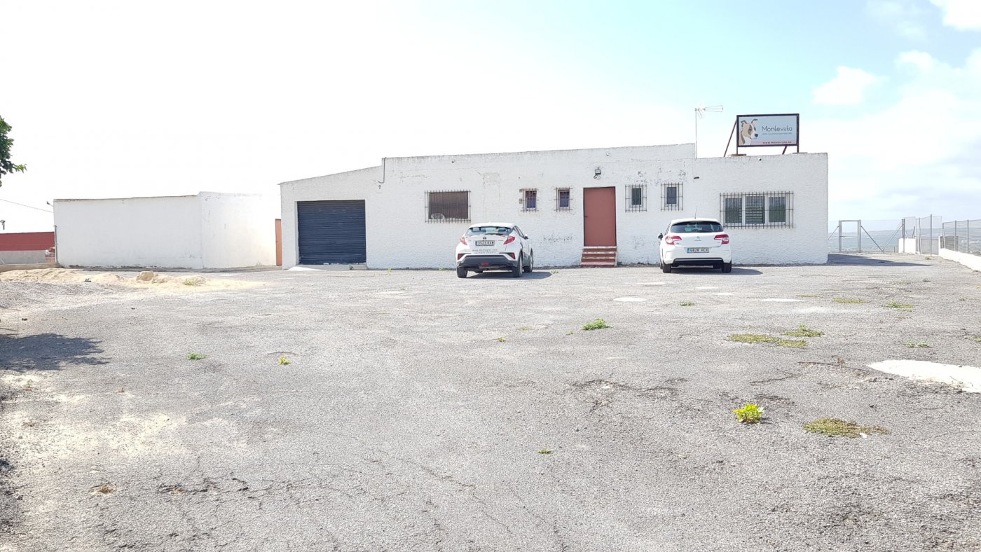 Finca rústica en Los Montesinos