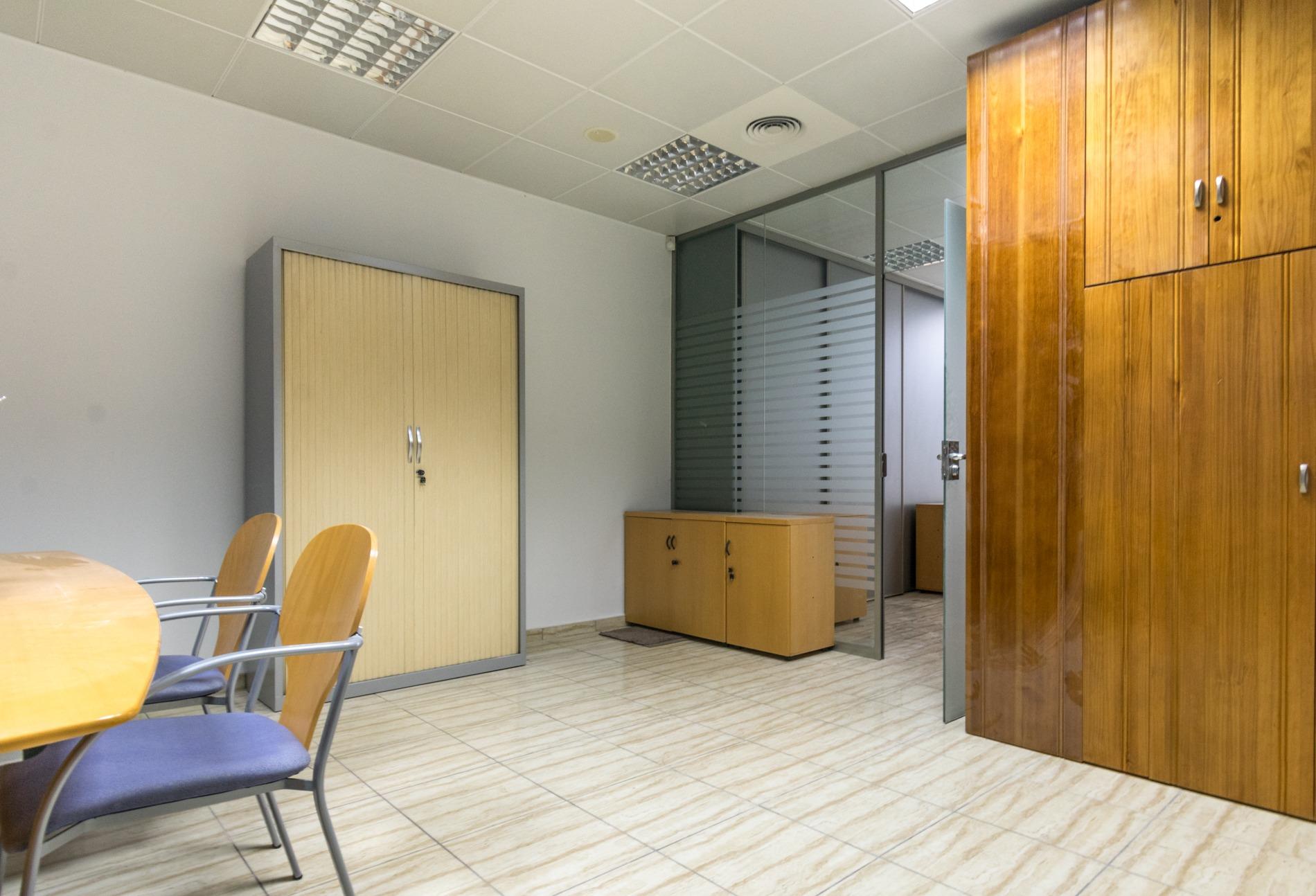 Local comercial en Almoradi