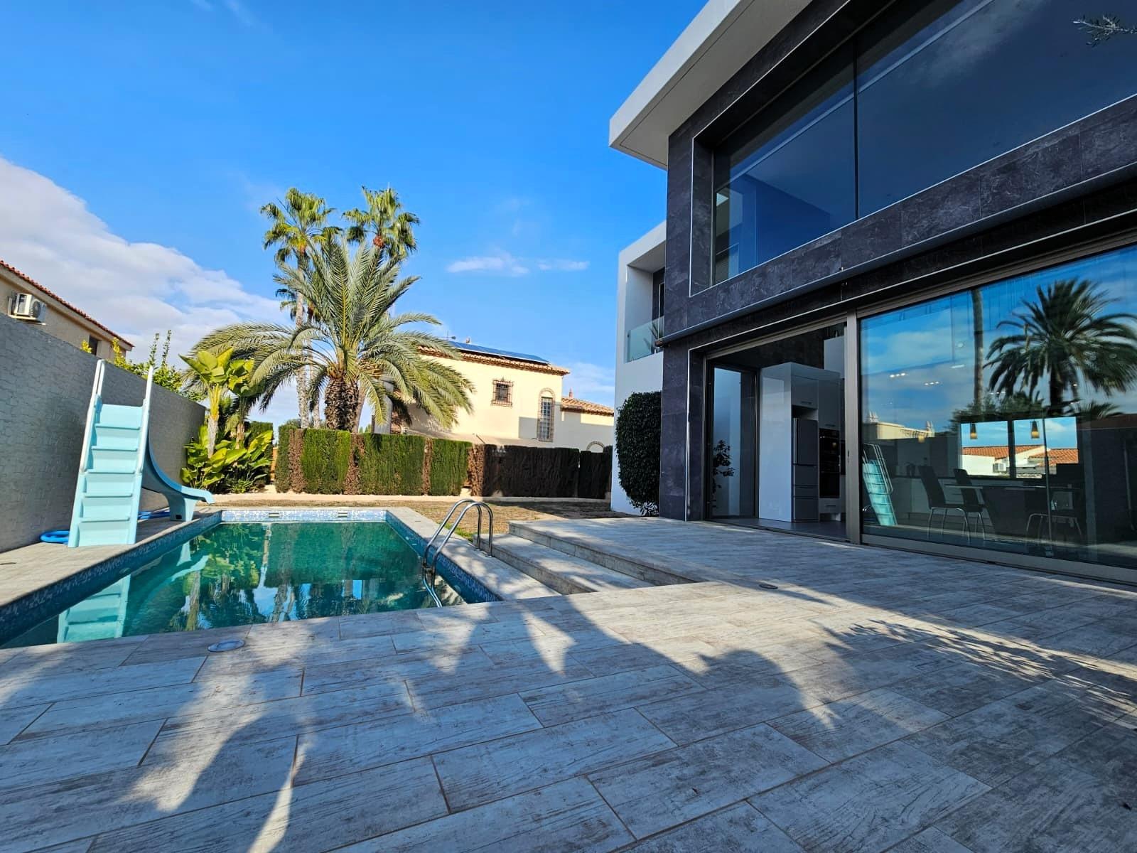 Villa de Lujo en Torrevieja