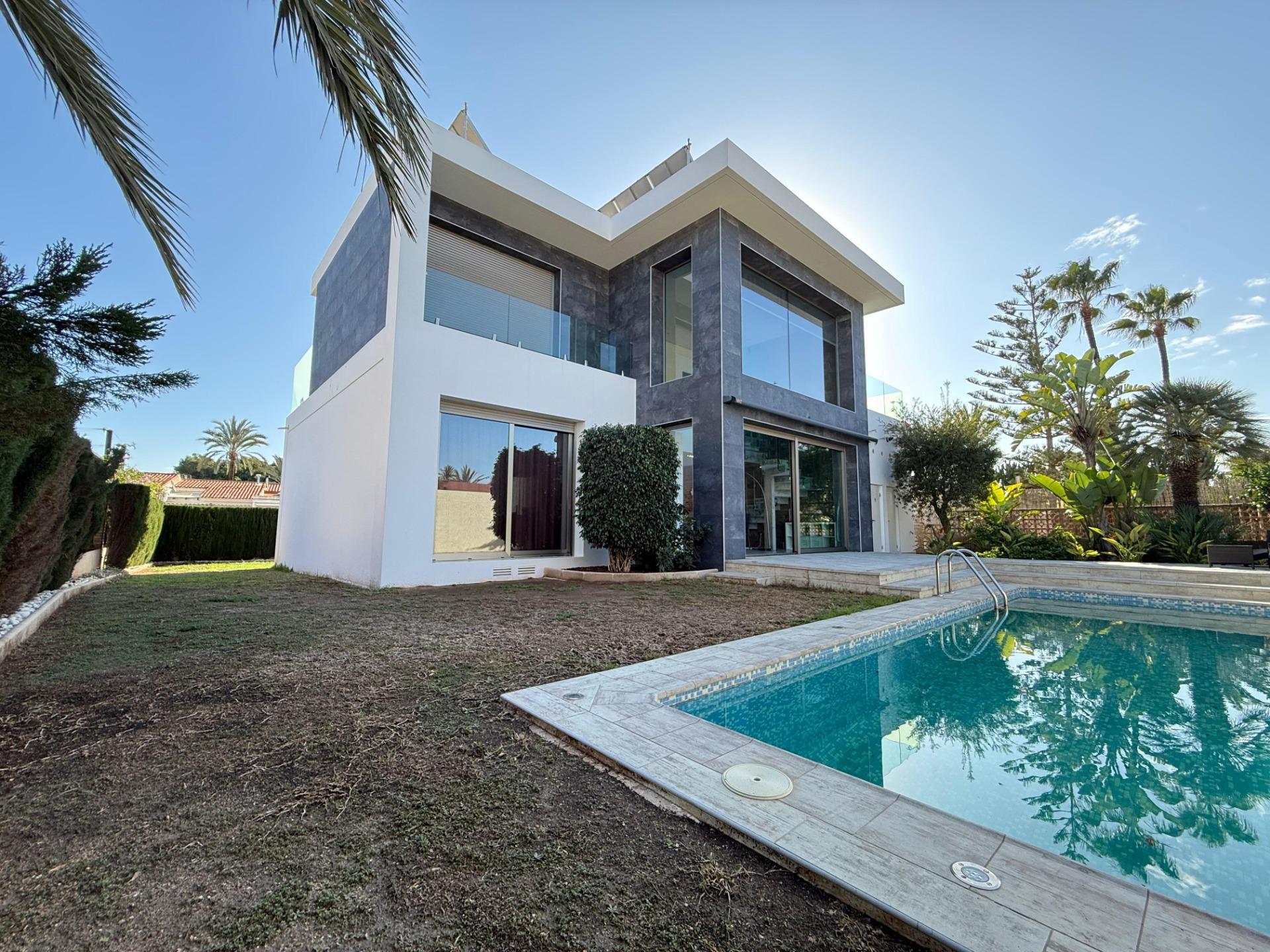 Villa de Lujo en Torrevieja