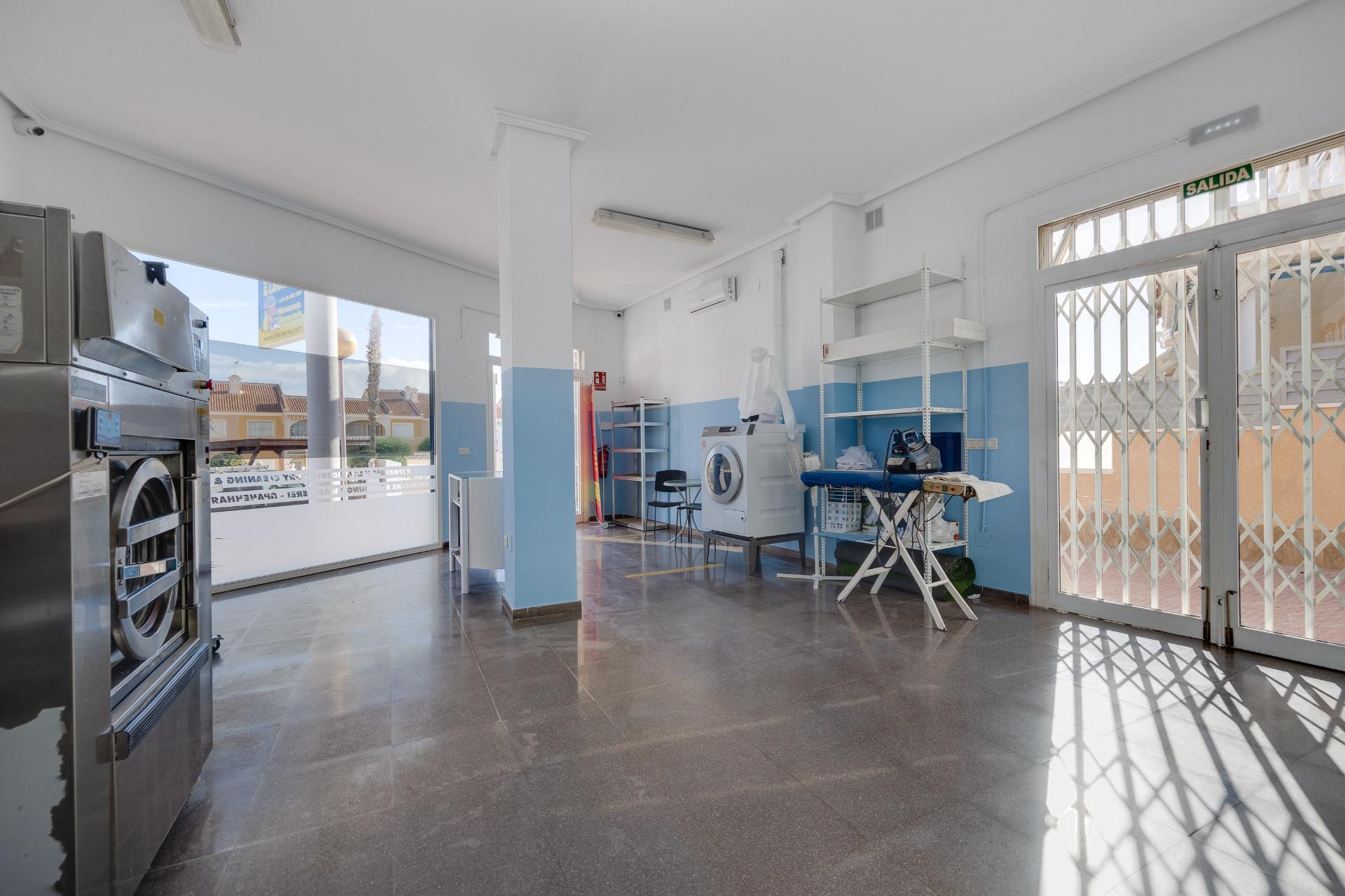 Local comercial en Rojales