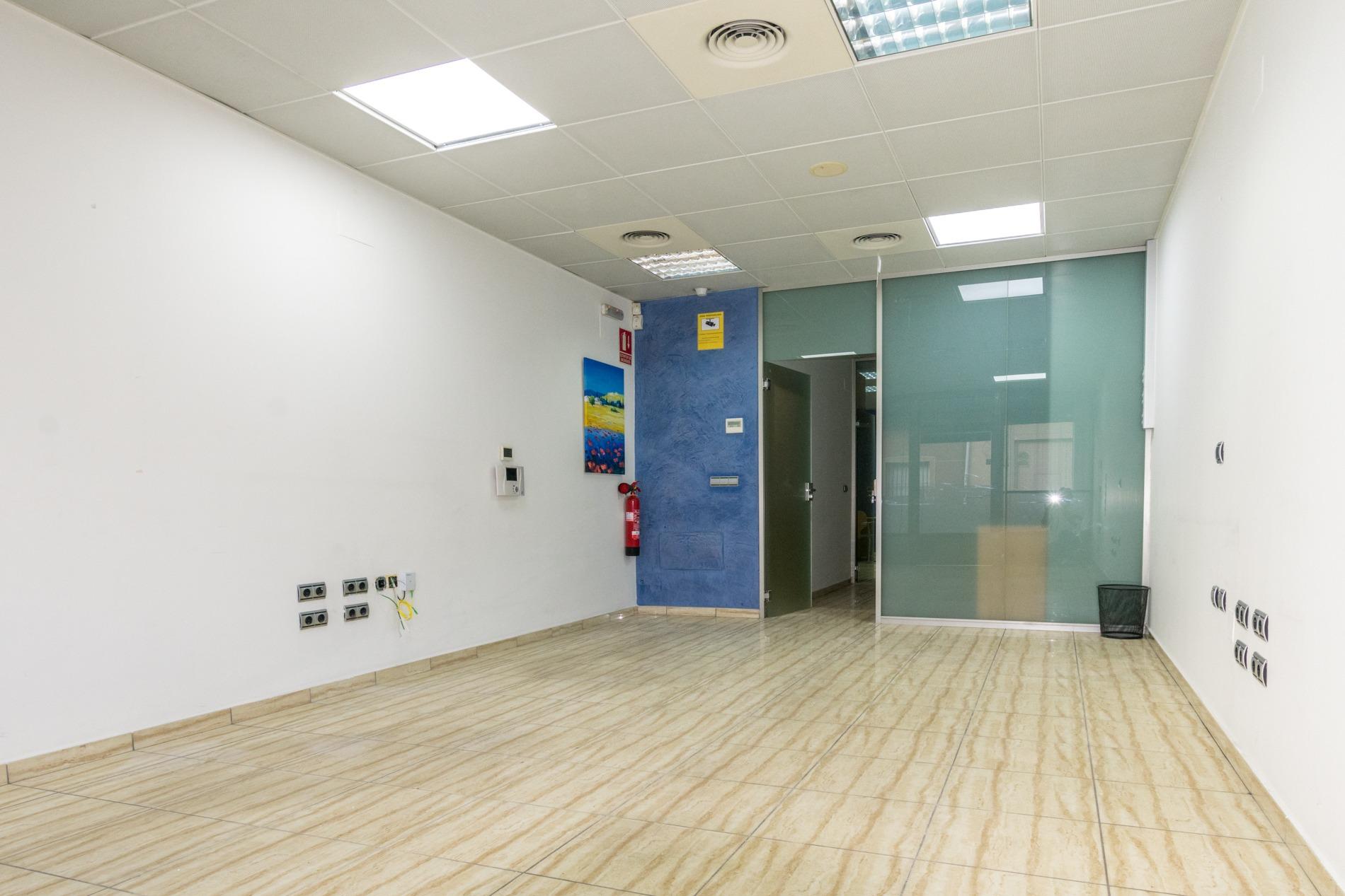 Local comercial en Almoradi