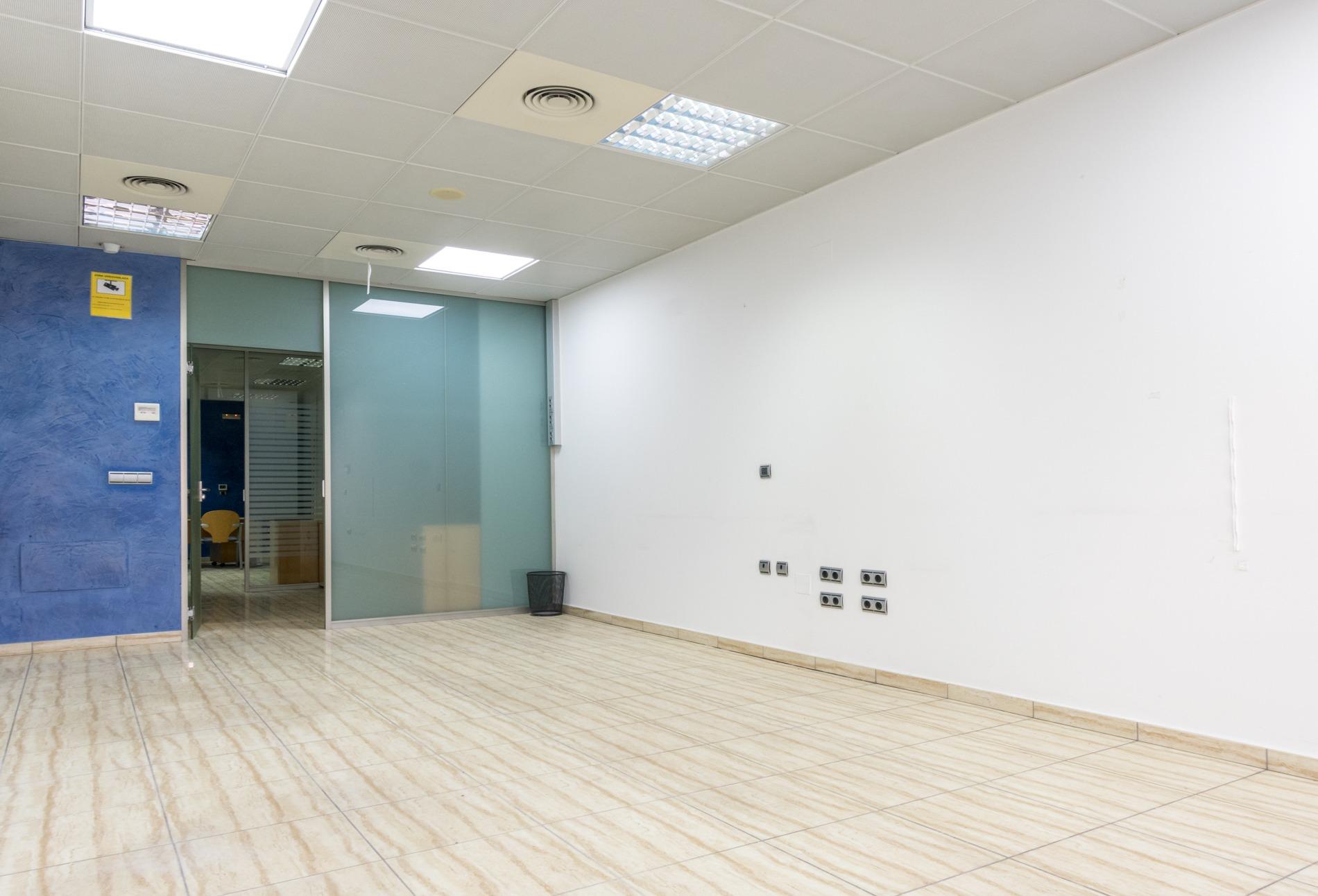 Local comercial en Almoradi