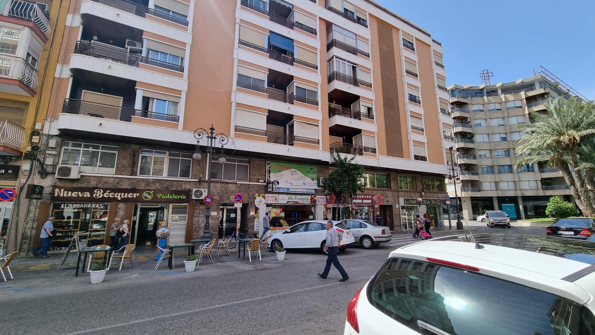 Local comercial en Orihuela
