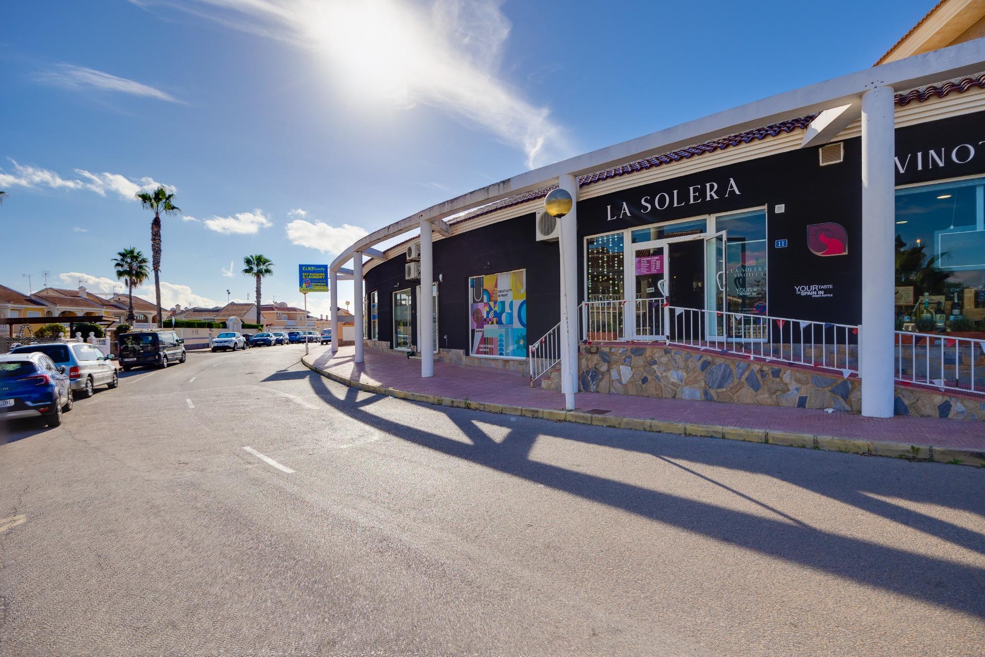 Local comercial en Rojales