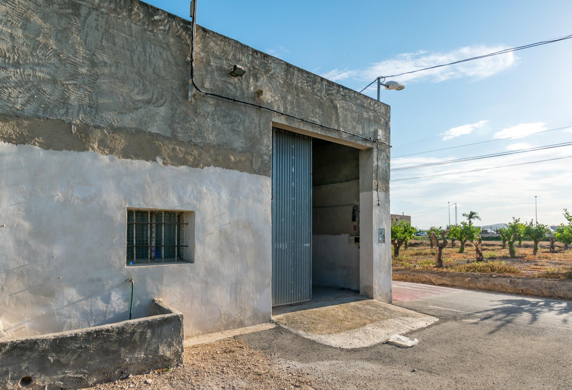Nave industrial en Benejúzar
