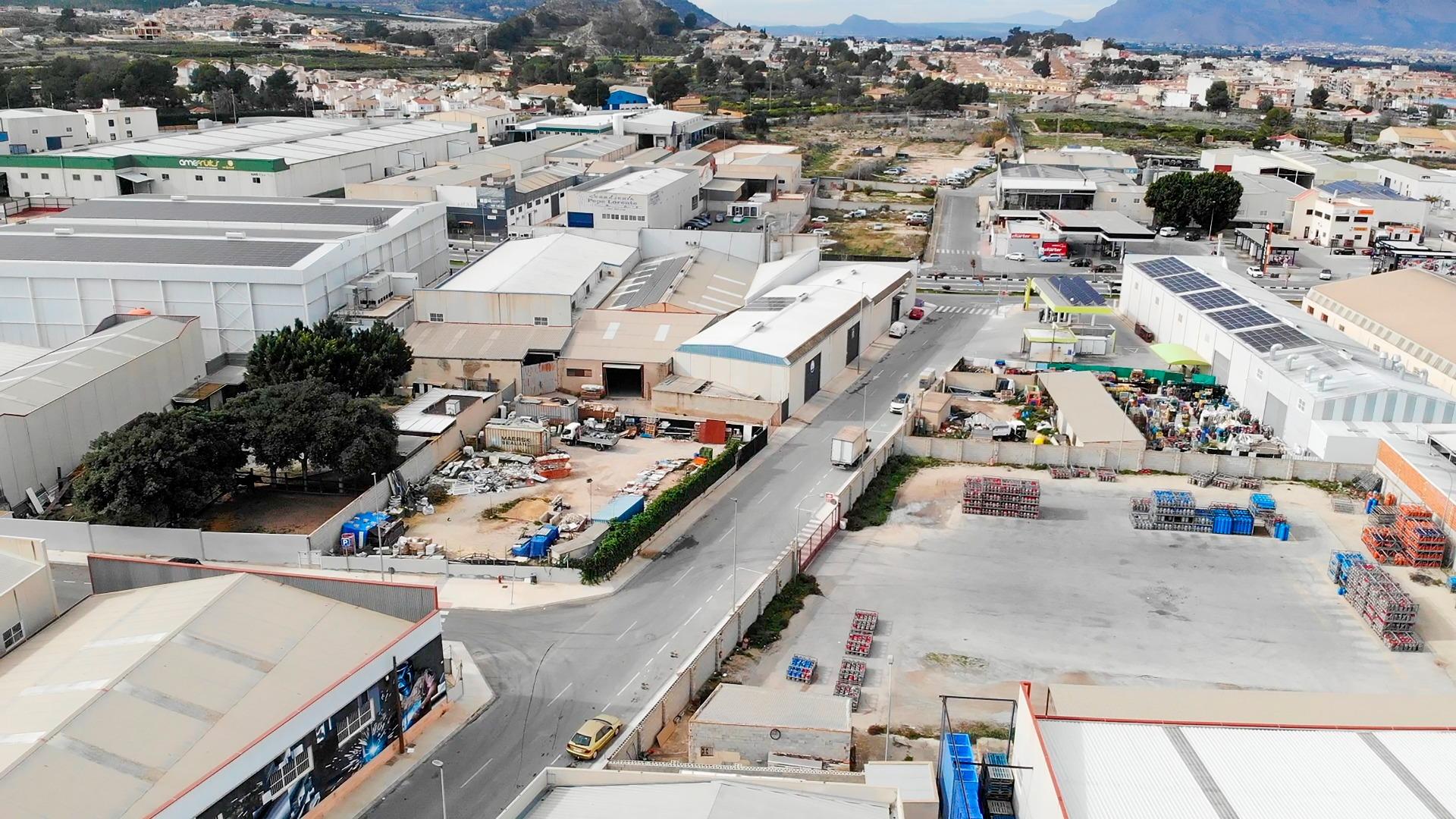 Nave industrial en Bigastro