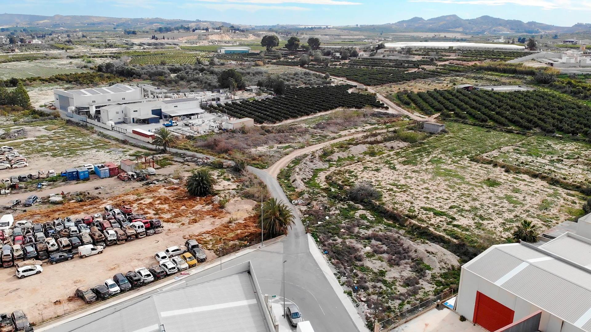 Nave industrial en Bigastro
